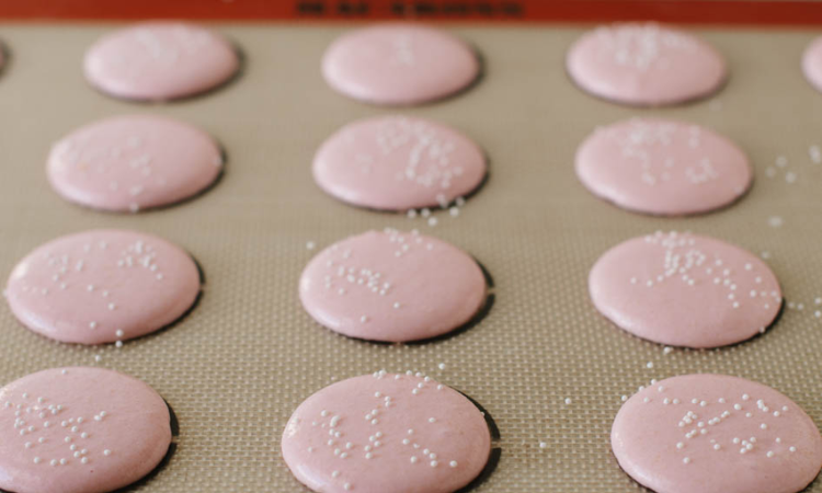 What Is the Ideal Baking Temperature for Macarons?